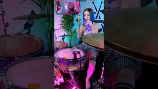 Playing &quot;MESHUGGAH - Bleed&quot; with ☕🍫