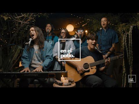 en el patio: Plumas - Ausencia