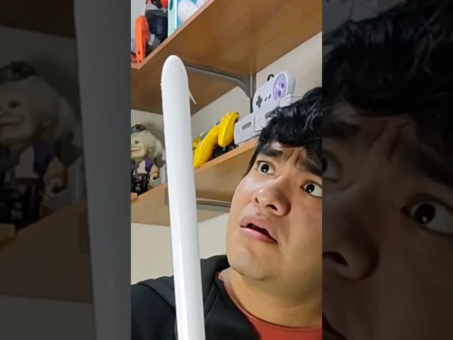 Vídeo relacionado con FunX Juego de 10 sables de luz inflables, espada láser, accesorio para disfraces, fiestas temáticas y cumpleaños infantiles, 90 cm