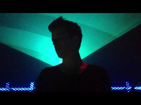 Dannic & Dyro - Mak J Hardwell ID vs lLove (dadalife remx)