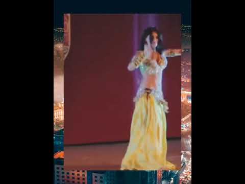 wow so beautiful belly dancer❤