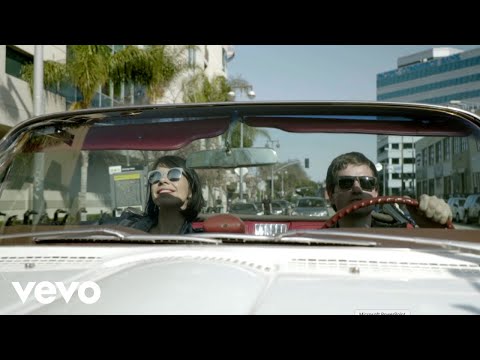 download lagu mp3 mp4 Algunos Amigos Dorian, download lagu Algunos Amigos Dorian gratis, unduh video klip Algunos Amigos Dorian
