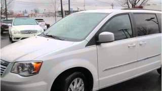 preview picture of video '2014 Chrysler Town & Country Used Cars Louisville KY'