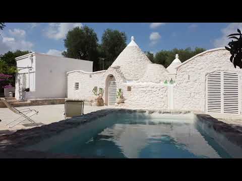 TRULLO STARBAX NO CORAÇÃO DA PUGLIA