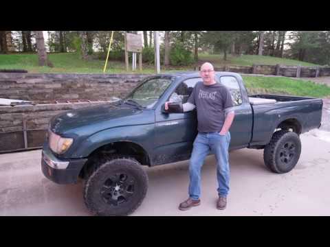 Rough Country Lift Kit on 1998 Toyota Tacoma