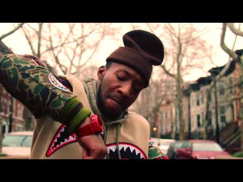 HOUND GRITTY   ''ALL I SEE IS CLOUDS''