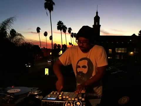 DVTV SESSION #19: FREE THE  ROBOTS