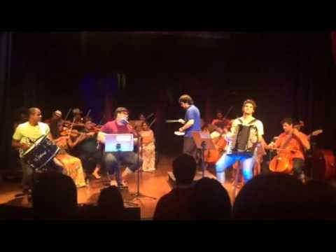 Trio Mafuá & Orquestra Camerata SESI (Xote das Meninas)