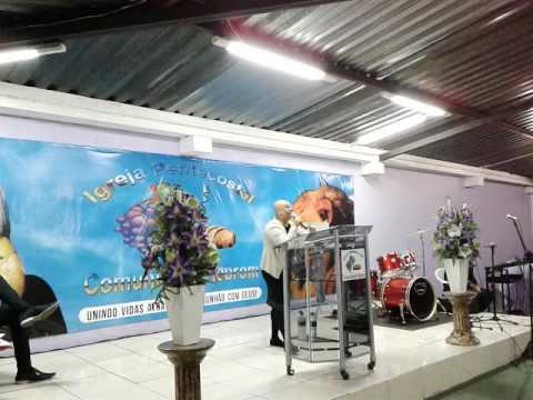 Pregação na Igreja Hebrom