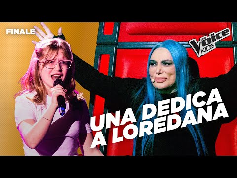 Amelie omaggia Loredana Berté con “... E la luna bussò” | The Voice Kids Italy | Finale