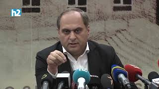 Դուռը փակել են, ոստիկաններին՝ շարել․ վախենալու բաներով երեխաների ներկայությամբ տուն են մտել։ Լրաբեր