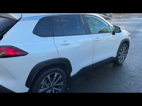 Toyota Corolla Cross 1.8 Hybrid Sol 5Dr - Image 2