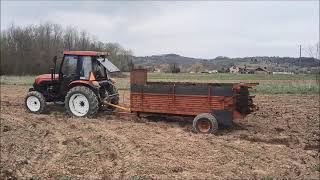 YTO 454 & SIP VTG 2700 - rasipanje stajskog gnoja