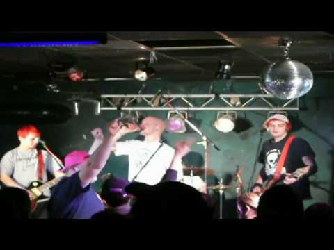 Stördienst - Skinhead - Live KuFa Waltershausen 29.03.2008