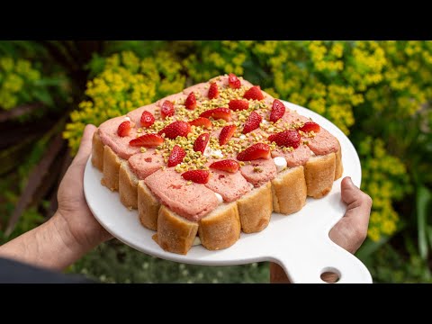 No-bake Strawberry and Pistachio Fresh Cake