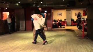 Tango lesson - Kram & Hållning 160411 - Ochos foreward
