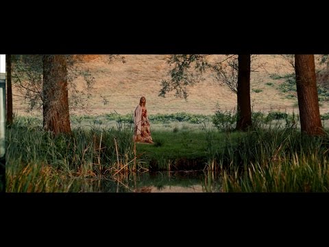 Dolly Mavies - The Rain [Official Music Video]