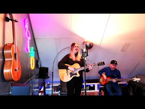 Corianne & Jelmer - Broken Coastline