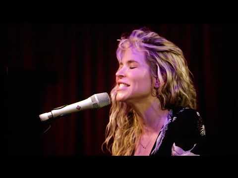 Charlotte Martin - "Running Up That Hill" (Kate Bush cover) - The Hotel Cafe - 10/26/20