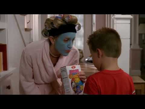Lynette Gives The Kids Cookies - Desperate Housewives 1x03 Scene