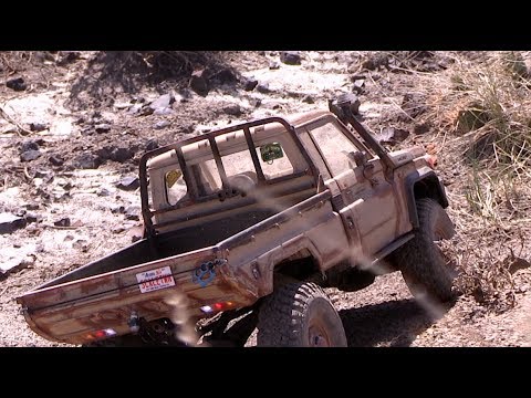 2 trucks take on HorseShoe Canyon Scale Town - RC CWR