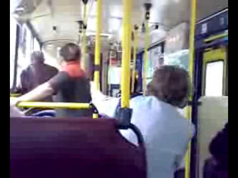 Pijana baba w autobusie ...
