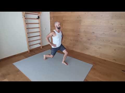 PO04 Ausfallschritt mit Kniebeuge frei rechts