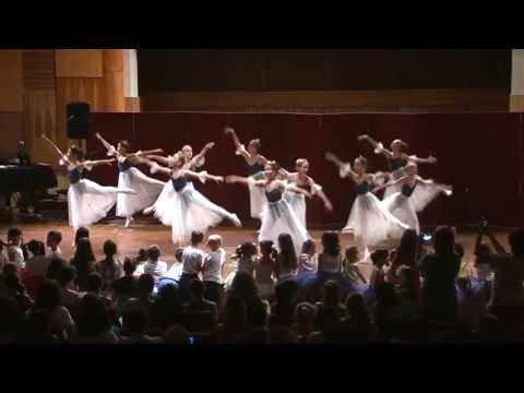 Ansamblul Scolilor - Festivalul Tineri Artisti Bacau 2013