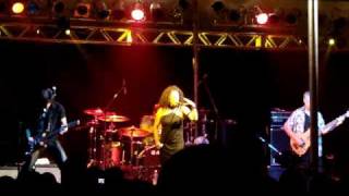 Headpins walking away LIVE