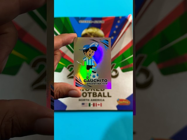 Vídeo relacionado con Panini Álbum de calcomanías de la Copa Mundial de la FIFA 2026, multicolor