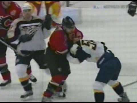 Jordin Tootoo vs Jarome Iginla