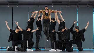 LUCAS - 'Renegade' Dance Practice Mirrored [4K]