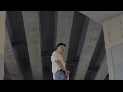 Chenning Xiong - Cia Ua Av (Official Music Video)
