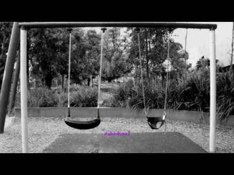 Lhasa de Sela ~ La Marée Haute (Lyrics FR, EN)