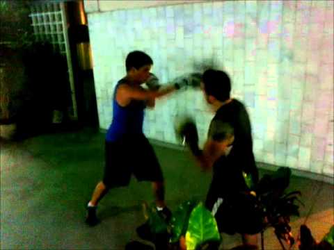 Treinamento de boxe amador. Célio Costa e Matheus Norton