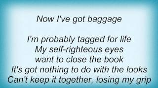 L7 - Baggage Lyrics