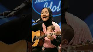 Download lagu 'Wanita berhijab yang teguh bernyanyi#video#videoshrot#aivideo#viral mp3