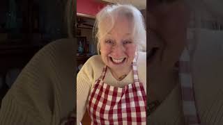 Breakfast time at the COTTLE HOUSE B&B with Brenda Gantt