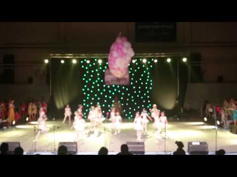 Teodora Djordjevic sa Baletskim studiom Amadeus - Indila - Love Story - 26.12.2014