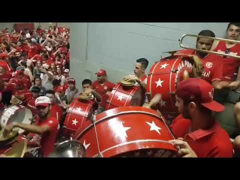 "Guarda Popular - Túnel - Ã‰s campeão do Mundial" Barra: Guarda Popular • Club: Internacional