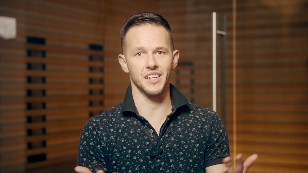 Peter Švaral, Fitshaker