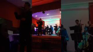 Una Canción Music Video