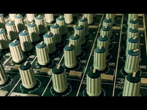 AKELA MOON--"Lucky Seven"