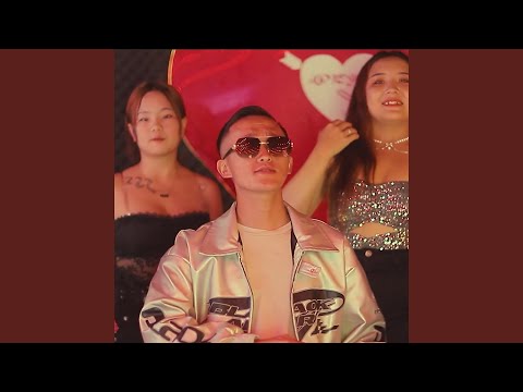 cov hlua txheej tshiab