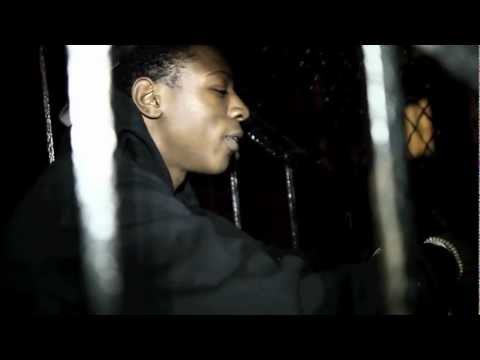 Joey Bada$$, Capital Steez, CJ Fly (Impromptu Freestyle)