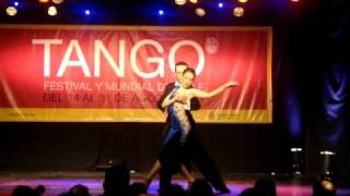 Pata ancha Yuki Misaki  & Paso Han