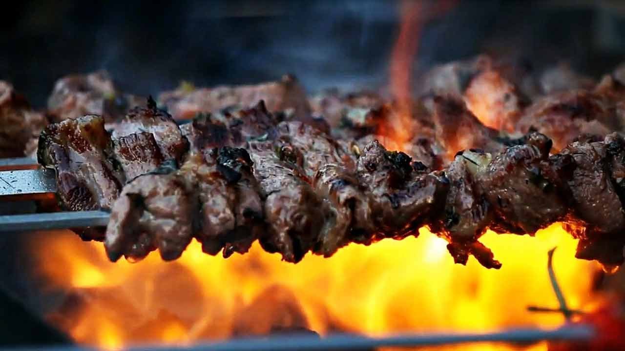 Por que os católicos não comem carne na sexta-feira