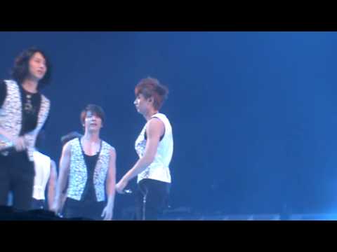 [Fancam] 100320 Super Junior, Super Show II in Malaysia - Introduce Suju [1]