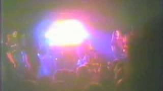 Sepultura - 03 - Mass Hypnosis (Live in  Sundance Bayshore NY 1990)