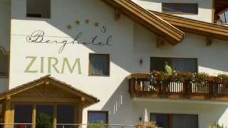 preview picture of video 'Berghotel Zirm - Hotel in Olang / Valdaora - Kronplatz-Resort'